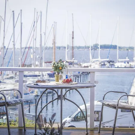 Og-Wohnung-Haus-Marina * Großenbrode